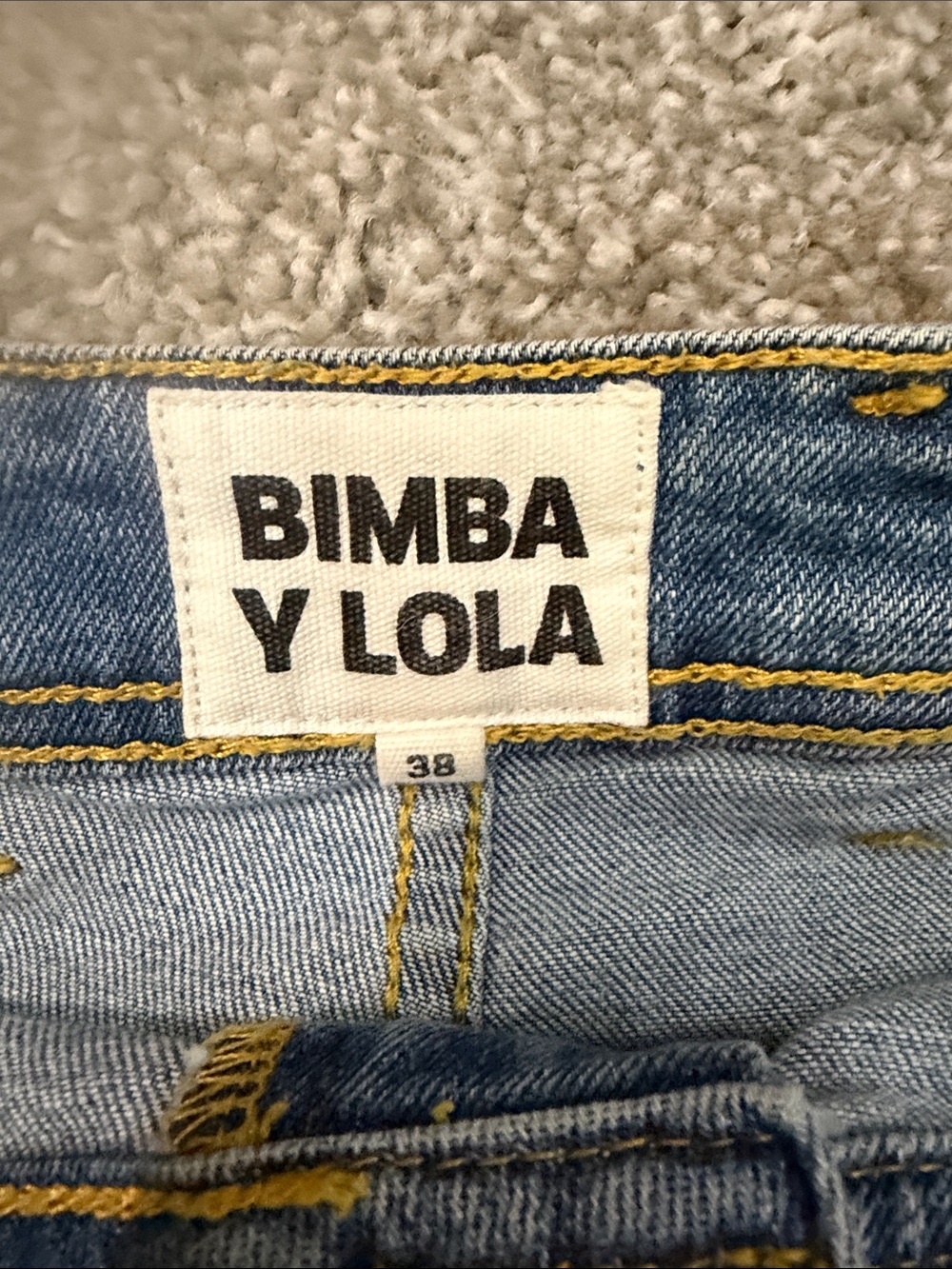 BIMBA Y LOLA High Waisted Wide Leg Jeans Medium Wash Size EU 38 US 6 - Picture 7 of 7